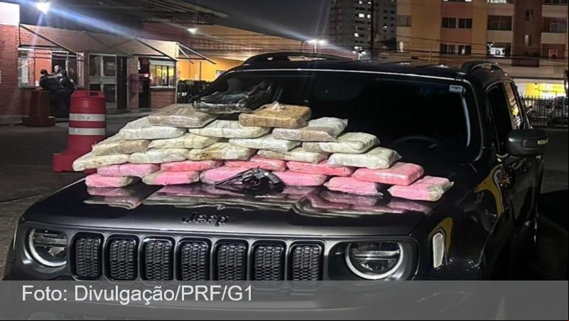 30 kg de maconha são encontrados no porta-malas de carro na BR-040 em Simão Pereira