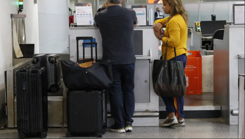 Aposentados poderão comprar agem aérea por até R$ 200 cada trecho
