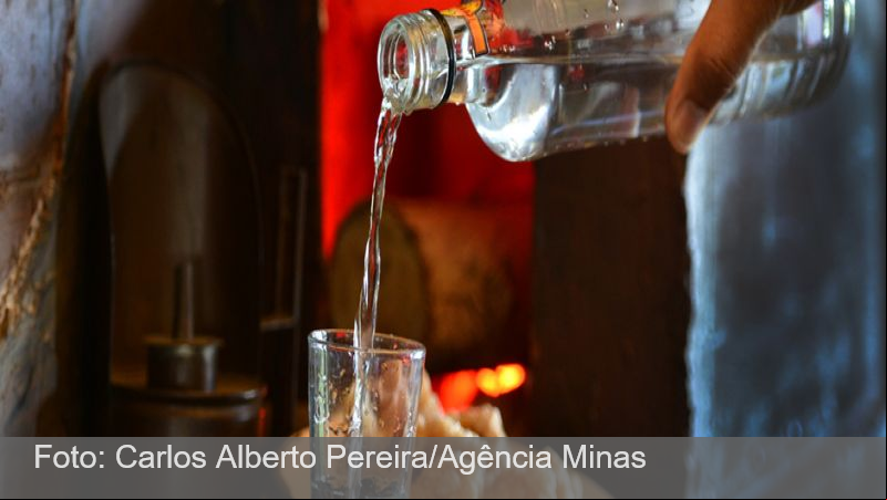 Cachaça: tradição no coração dos mineiros